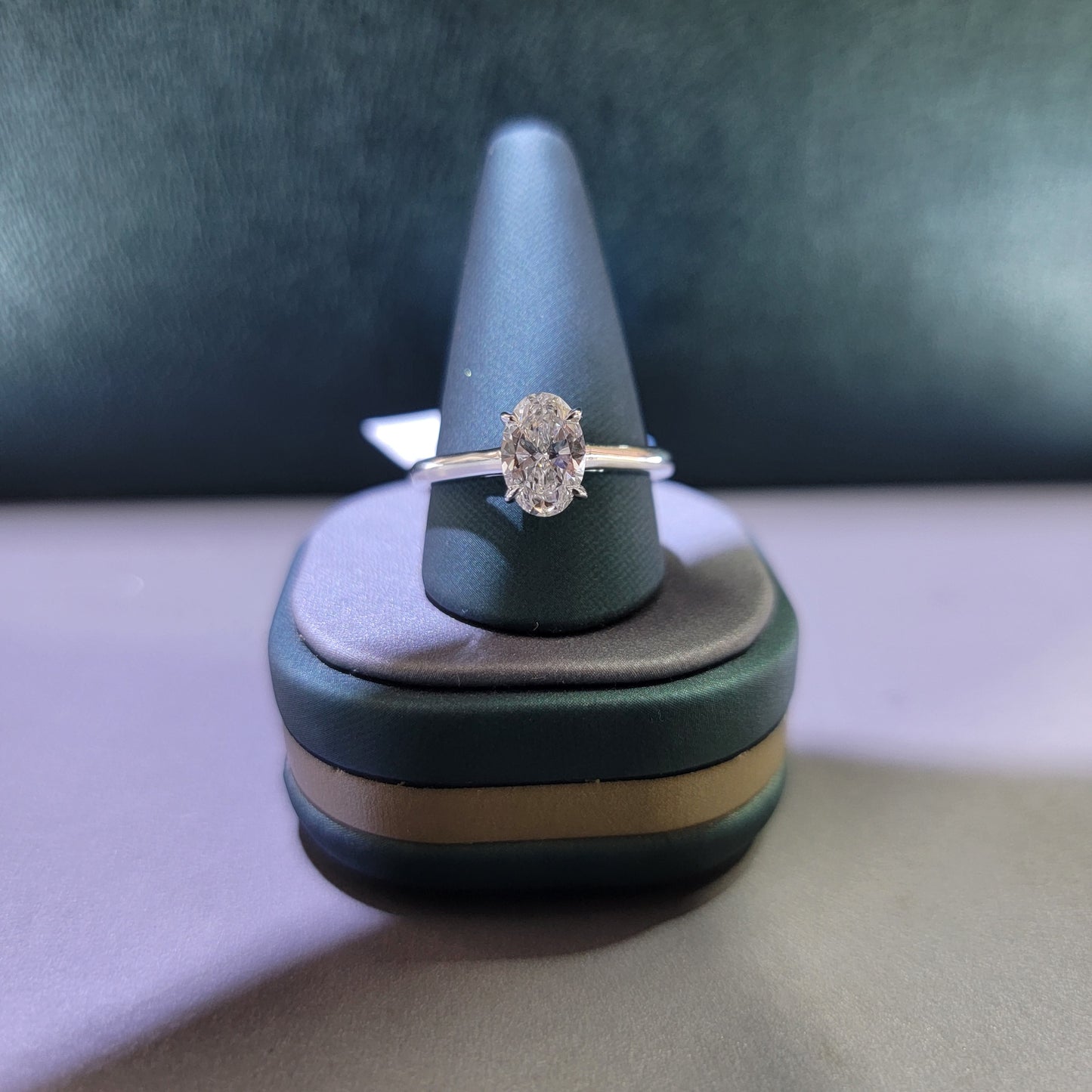 1 Carat Oval Lab Grown Diamond Solitaire