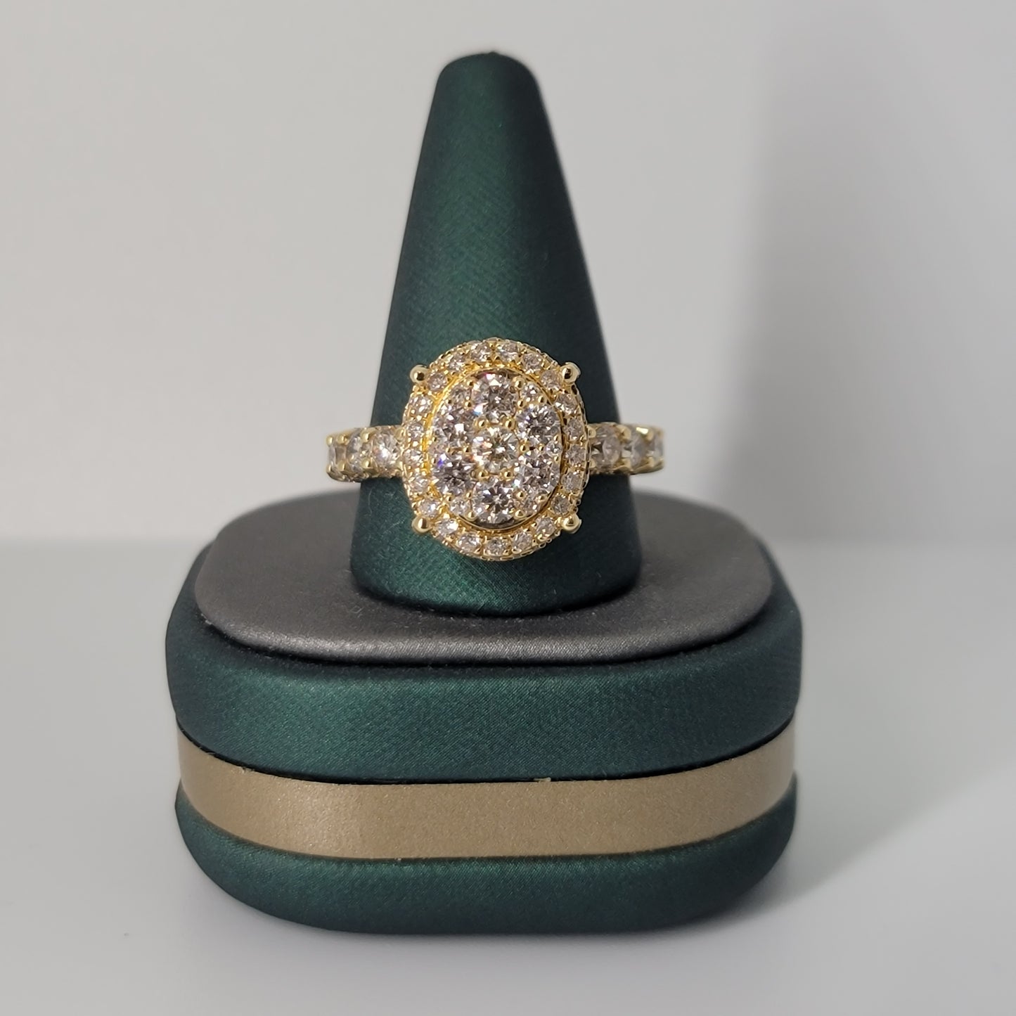 3.85 Carat Natural Diamonds Engagement Ring