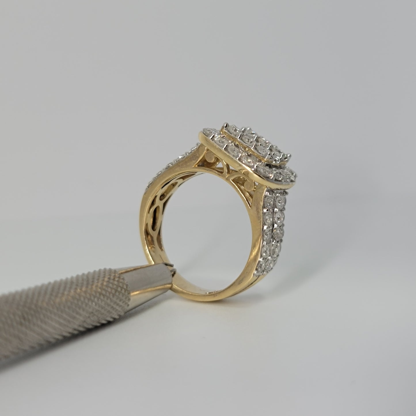 3.05 Carats Natural Diamond Engagement Ring