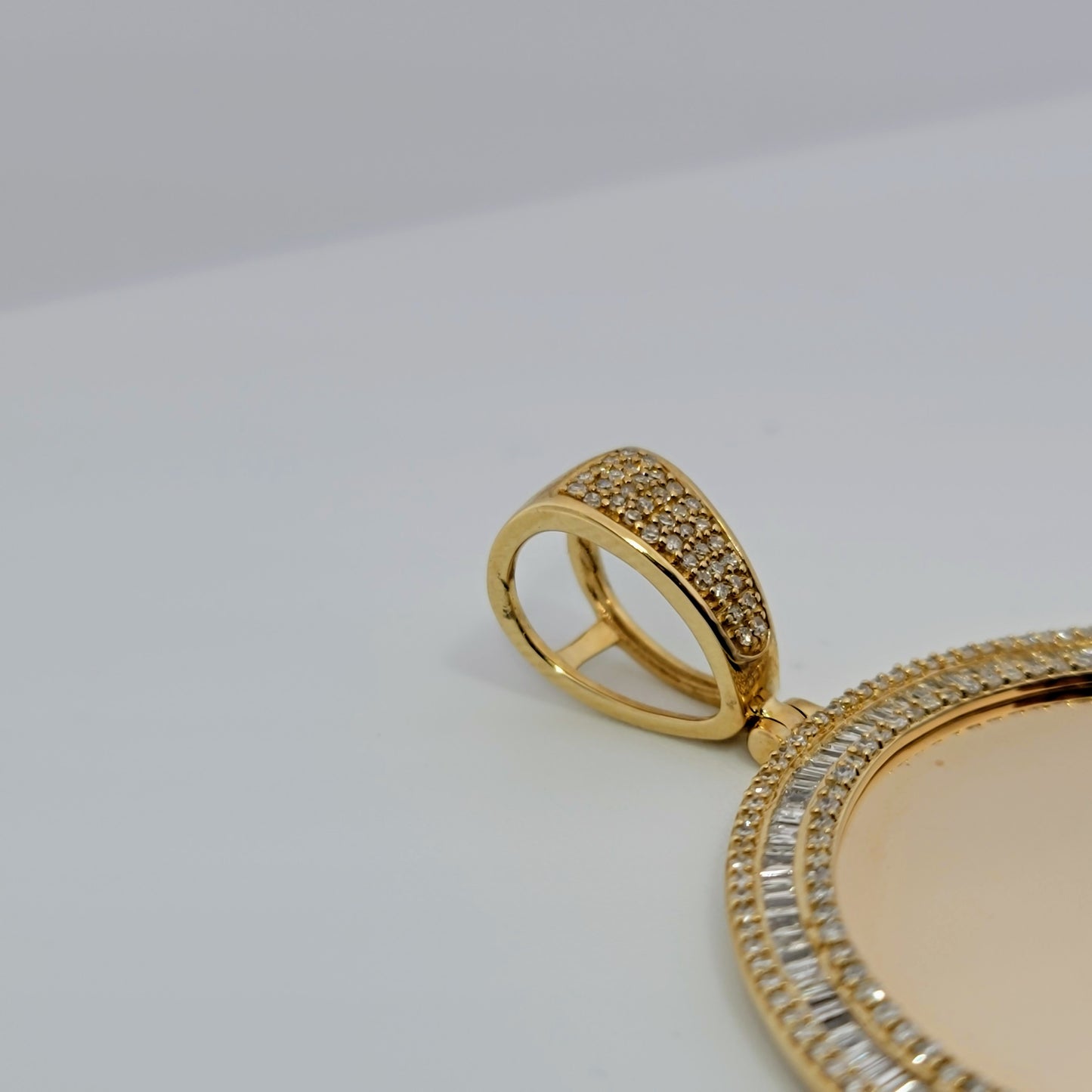 1.75 Carats Natural Diamonds Memory Pendant