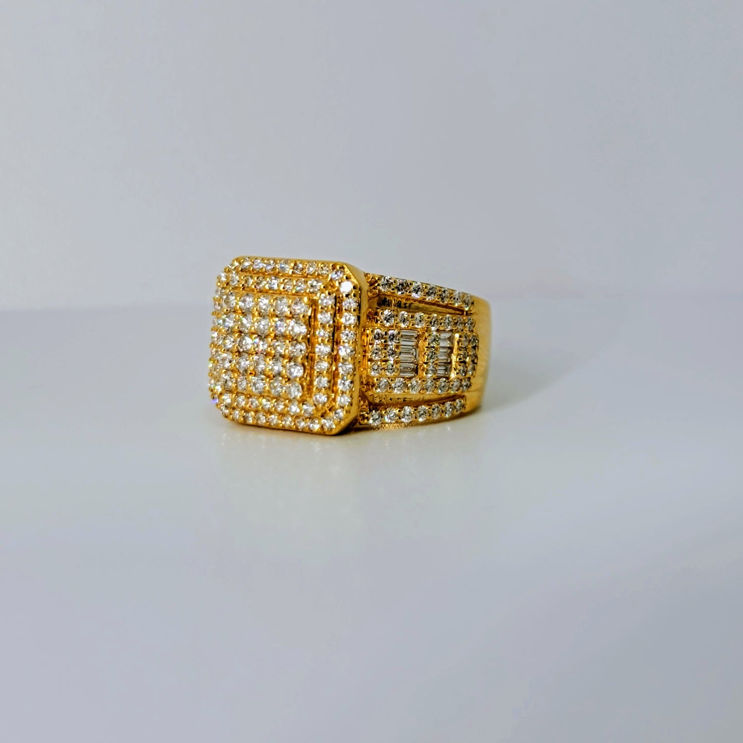 2.54 Carats Natural Diamonds Men's Ring