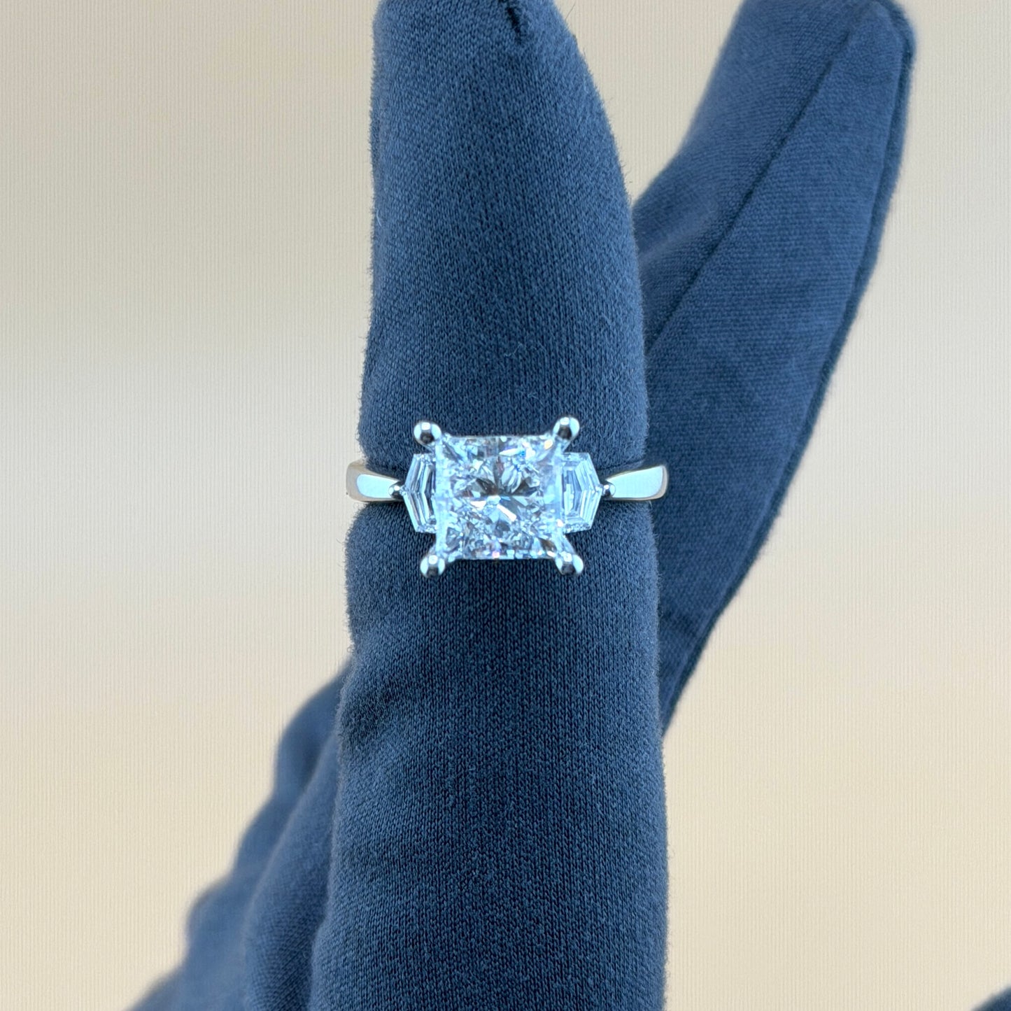 14K White Gold 3.0 CT Princess Cut Three-Stone Ring with 0.5 CT Pentagonal Side Stones – Total 3.5 CTW