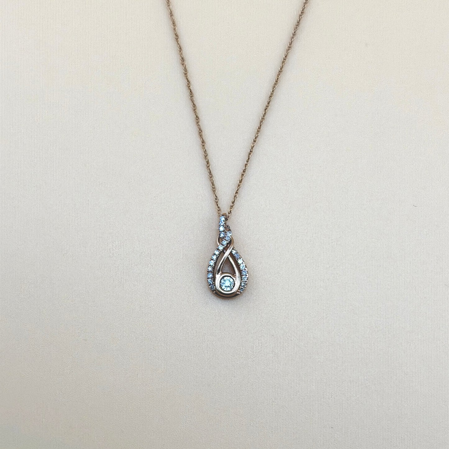 10K Rose Gold Natural Diamond Teardrop Dangle Pendant Necklace