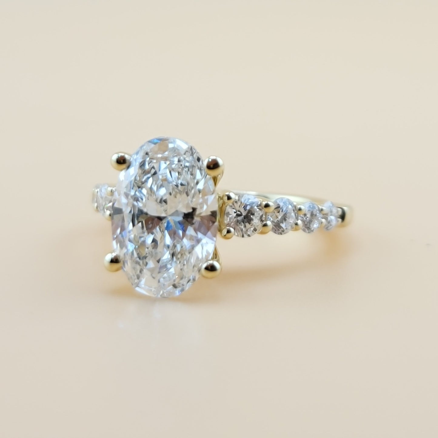 3.06 carats Oval cut center 3.80 carats diamonds 14k gold Engagement Ring