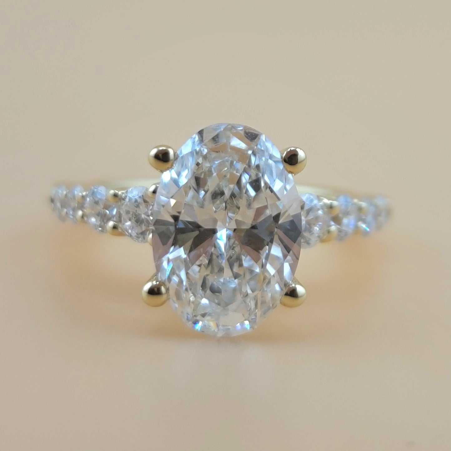 3.06 carats Oval cut center 3.80 carats diamonds 14k gold Engagement Ring