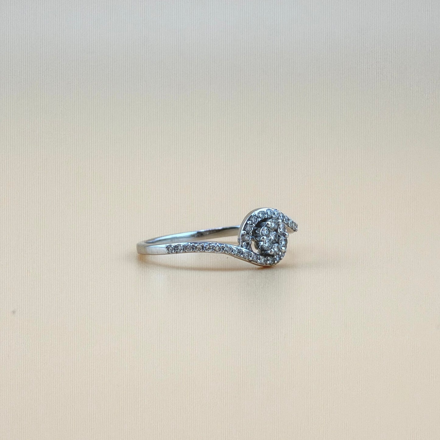 0.32 carats lab grown diamonds 10k gold Engagement Ring/ Promise ring
