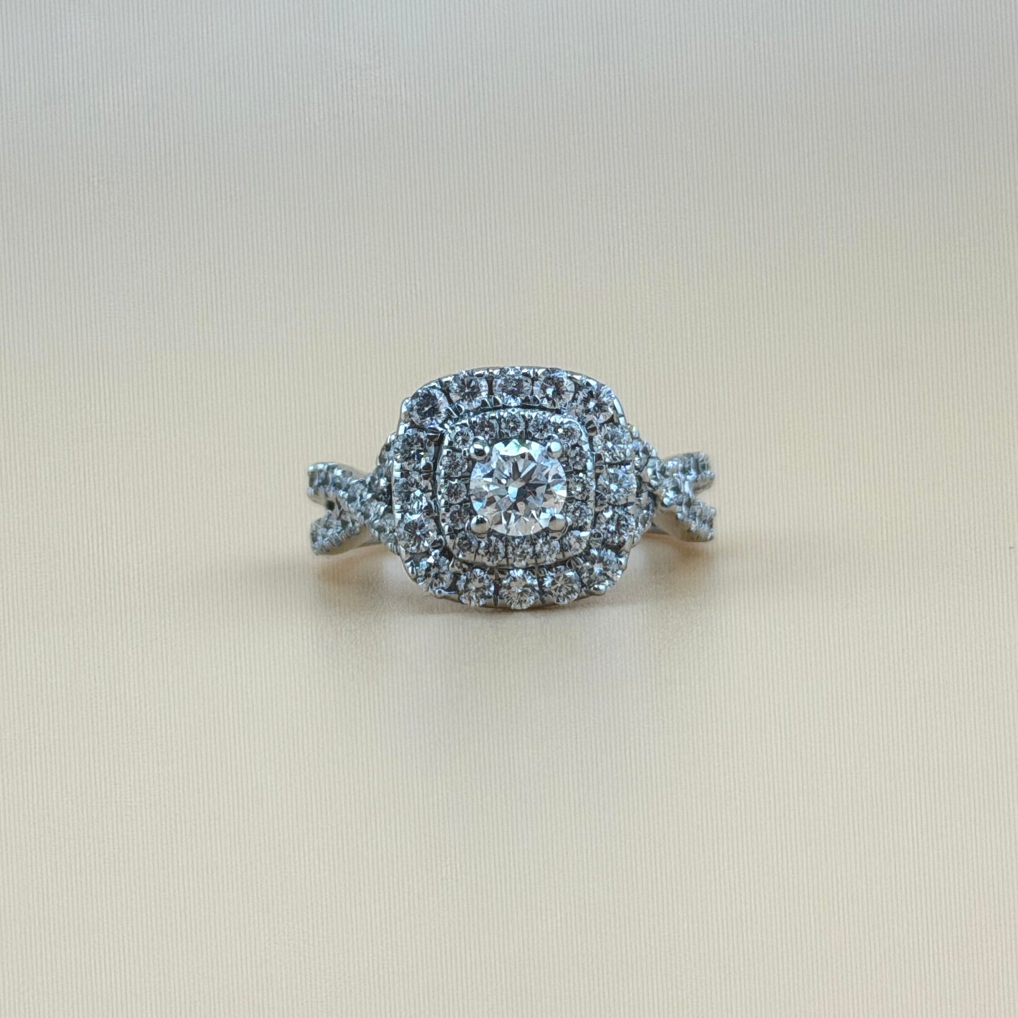2 carats Natural diamonds  14k gold Engagement Ring