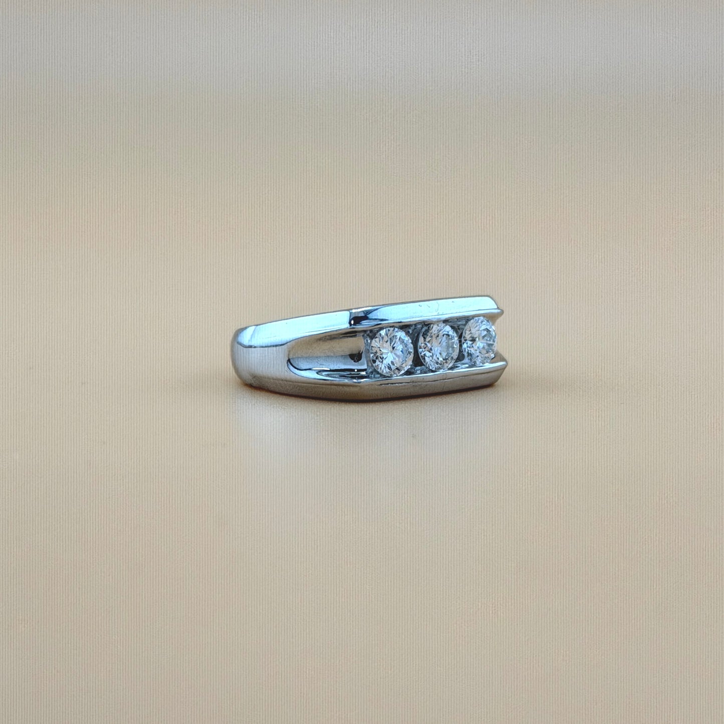 14K White Gold Men’s Lab Grown Diamond Band – 1.00 CTW VS1 Diamonds