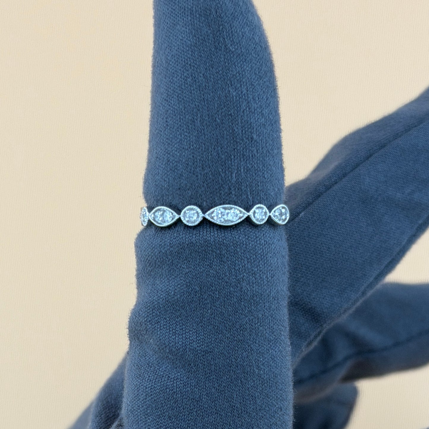 14K White Gold Natural Diamond Designer Band – 0.17 CTW