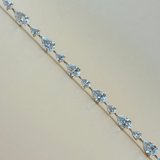 14K Yellow Gold 9.10 CTW Lab Grown Diamond Tennis Bracelet – Alternating Large & Small Pear Shape Diamonds
