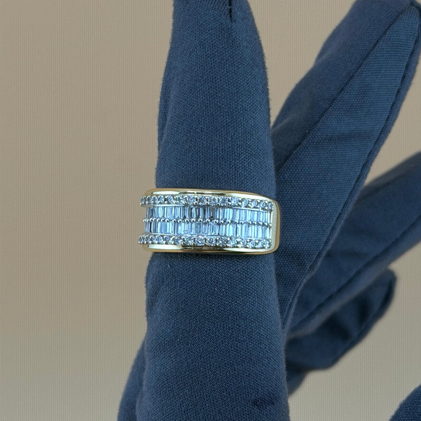 14K Yellow Gold 1.50 CTW Natural Diamond Men's Baguette & Round Diamond Band