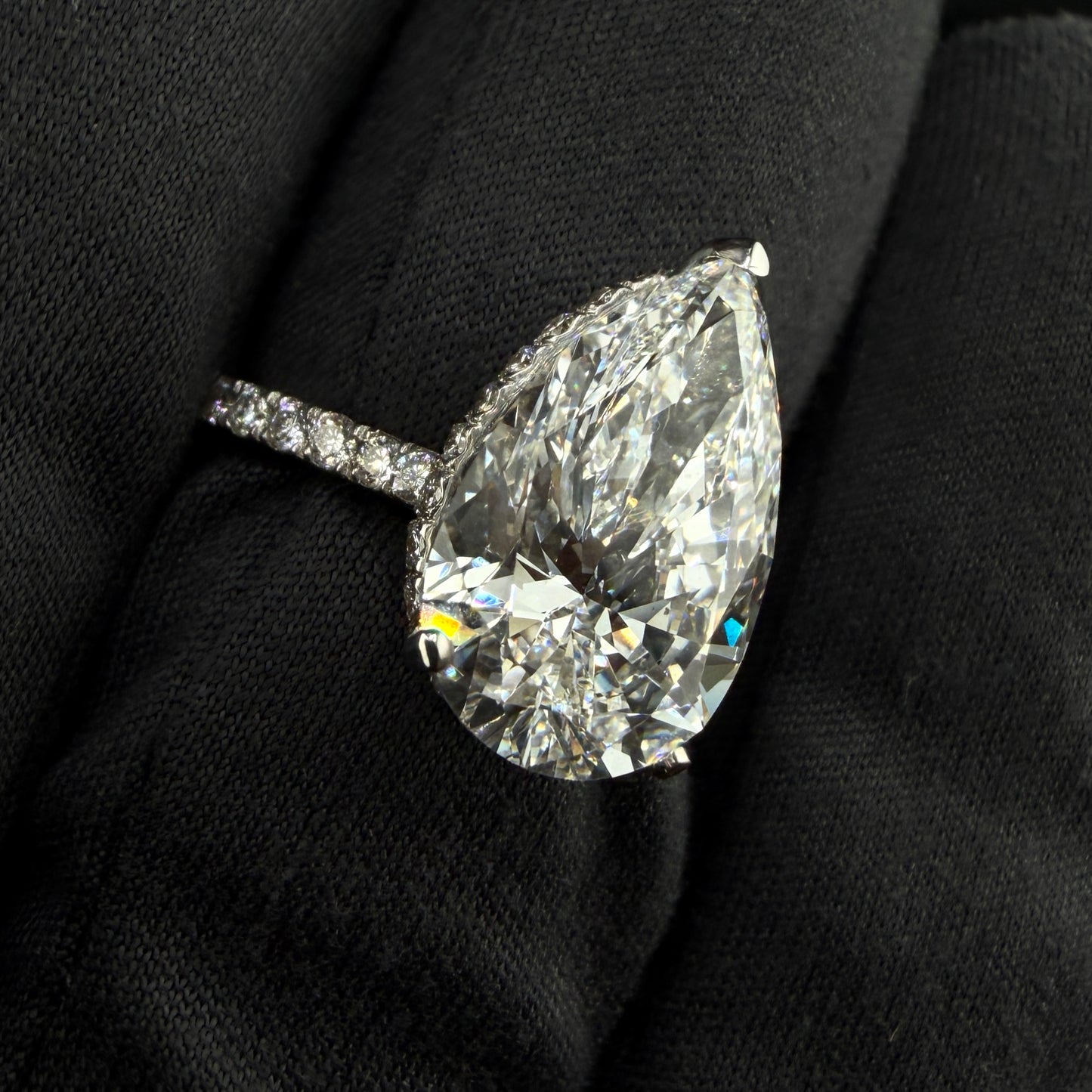 14K White Gold 5.58 CTW Lab Diamond Pear Engagement Ring – 5.03 CT Center, VS1 Clarity, E Color