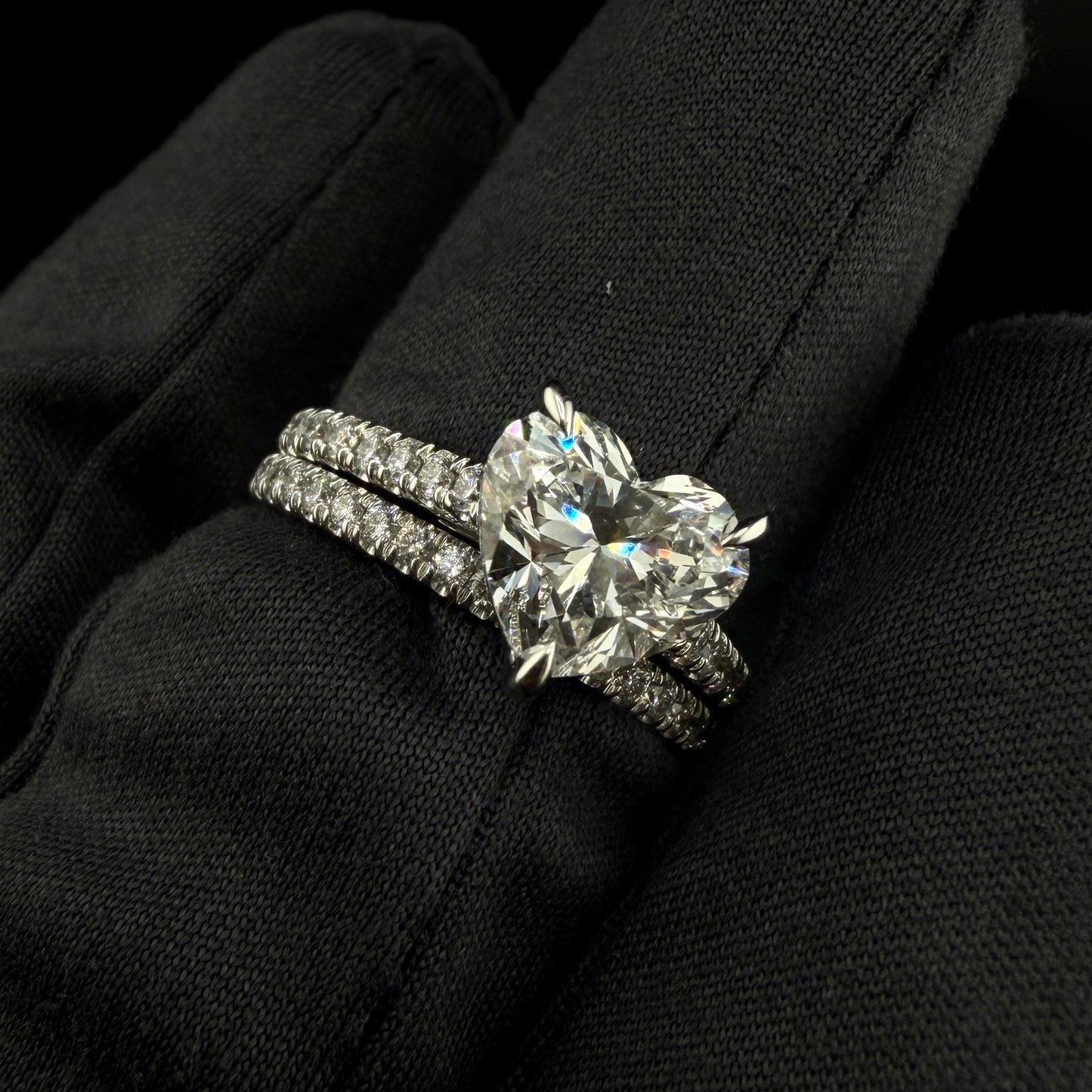 14K White Gold 2.0 CT Heart Cut Center Diamond Bridal Set, Matching Band Included, 2.5 CTW Total