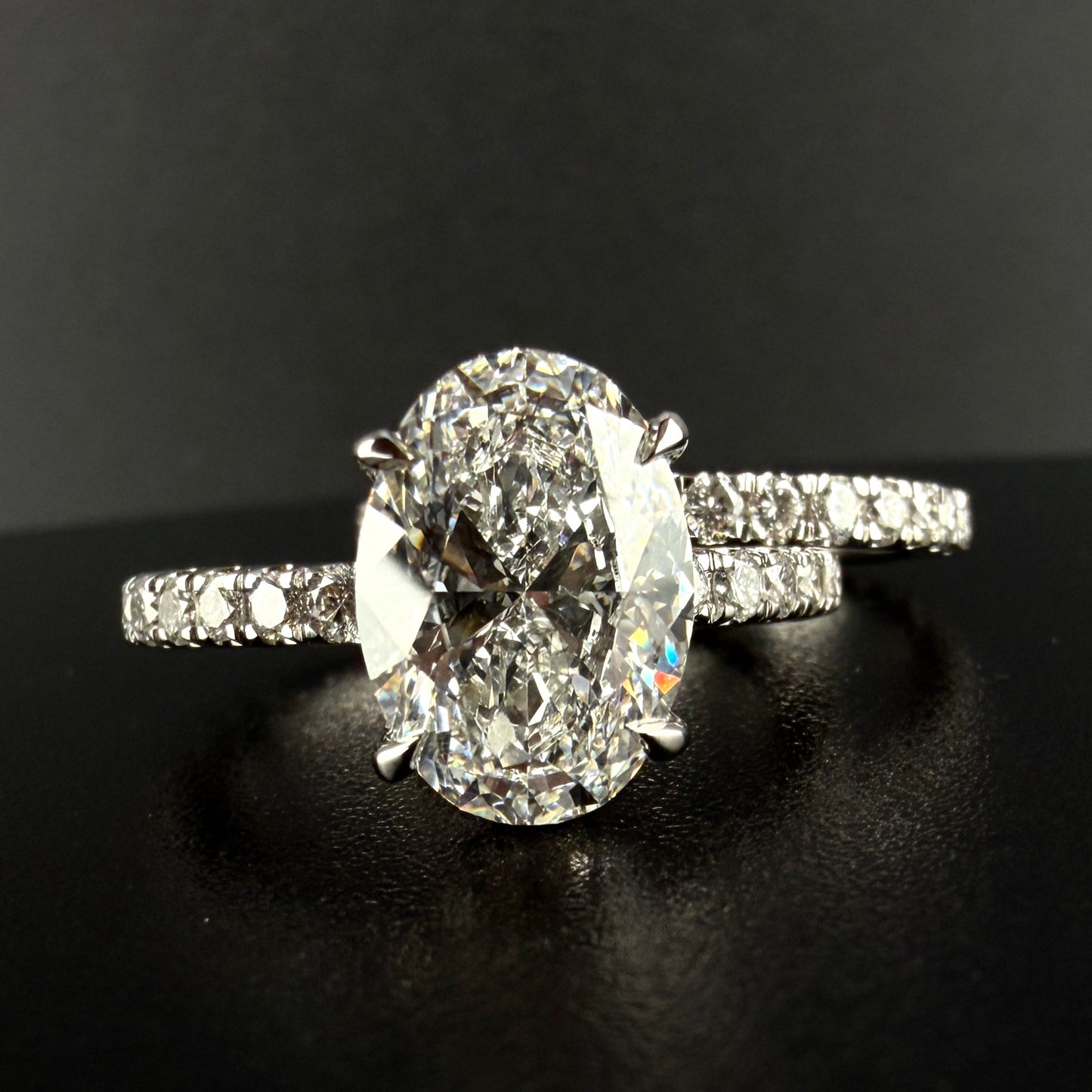 14K White Gold 4.37 CTW Oval Diamond Bridal Set – 3.00 Ct E/VS1 Center Hidden Halo