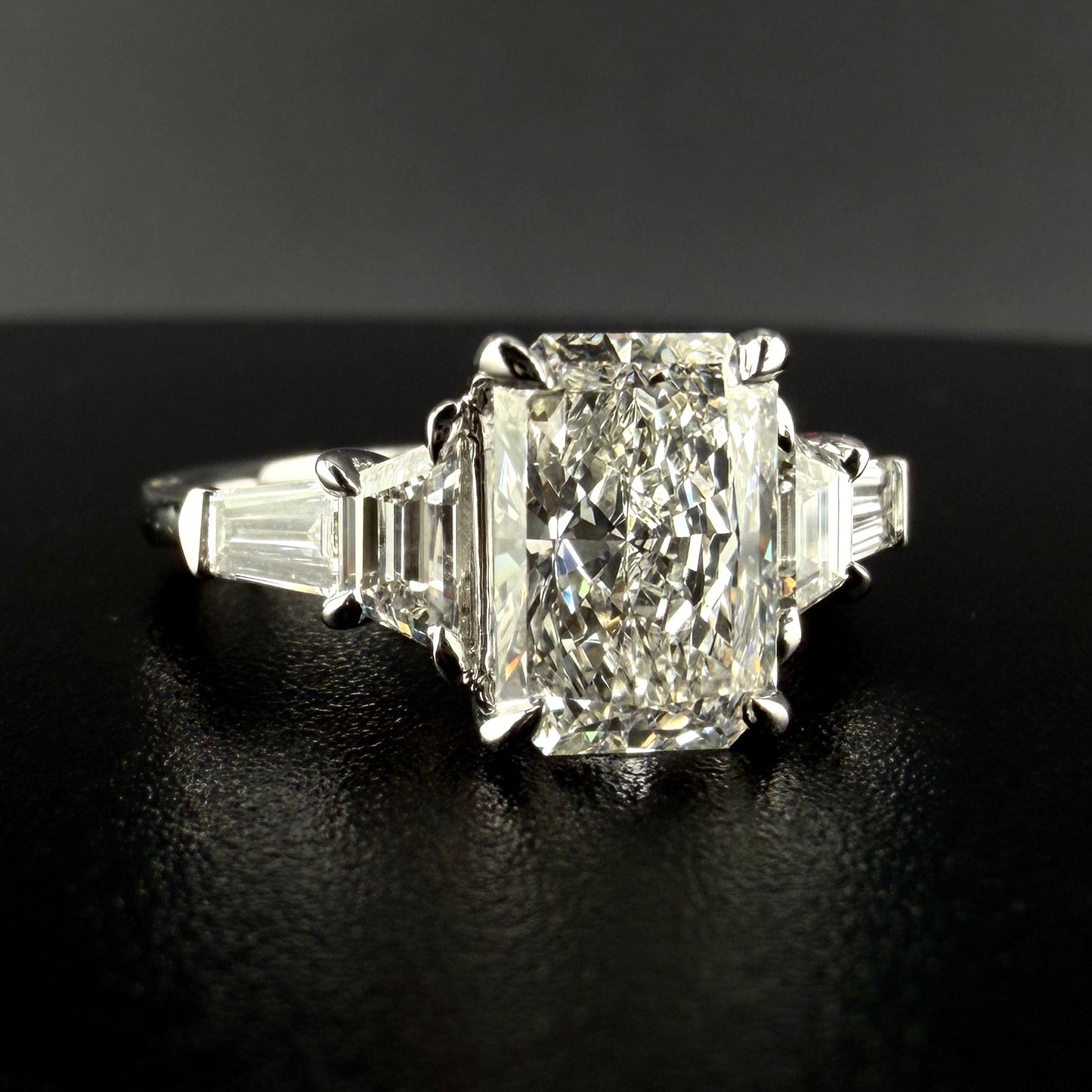 14K White Gold 2.76 CTW Radiant Diamond Engagement Ring – 2.01 Ct Center E–F/VS1 Lab Grown